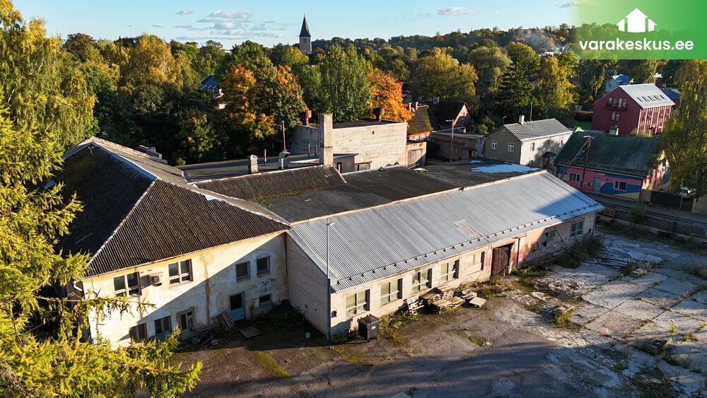 Endine plastit&ouml;&ouml;stuse hoone Oa t&auml;naval